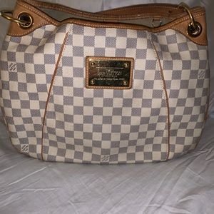 Louis Vuitton Galleria pm